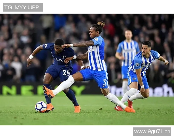 热刺队迎战英超新赛季 强强对话引发球迷热议与期待